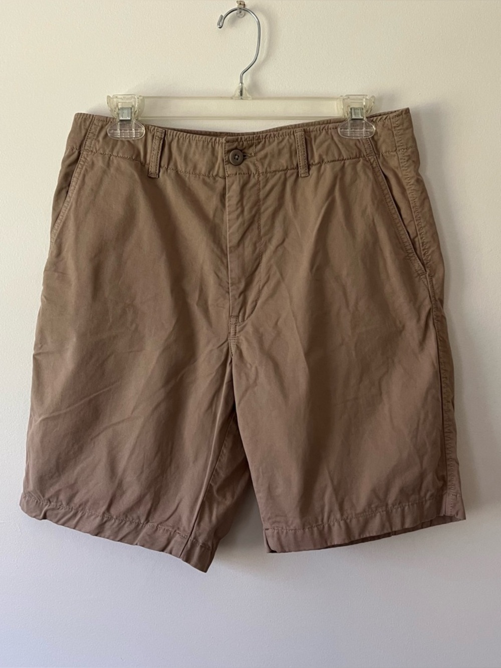 Men's Uniqlo Flat Front Shorts Small Tan Cotton